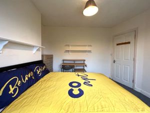 Photo 32- click for photo gallery